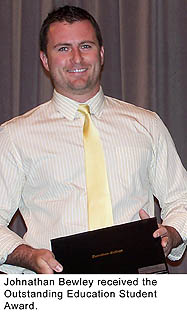 outstandingedustudentaward