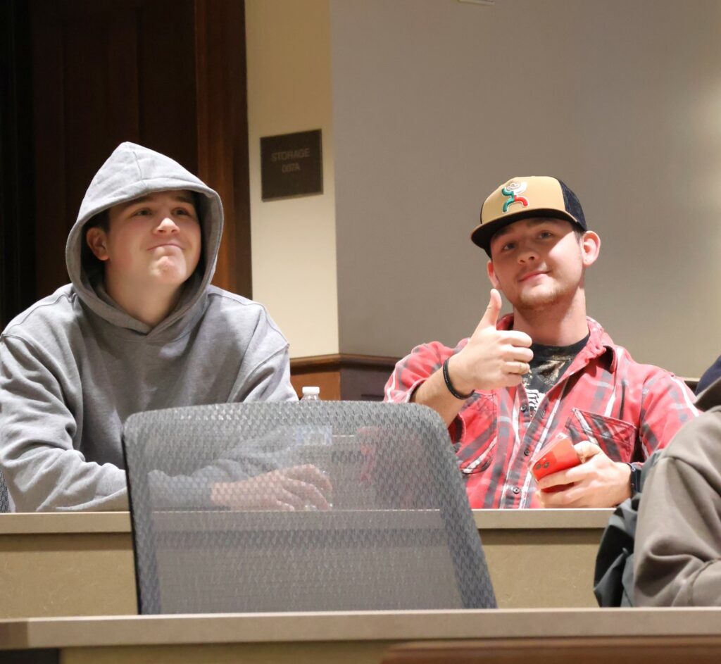 Sam Sergio gives the thumbs up after speaking from the audience.