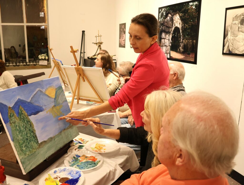 Rouja Green instructs.