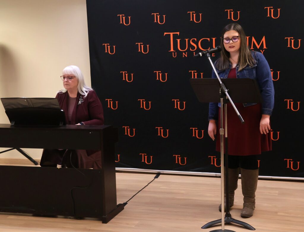Singing at the dinner