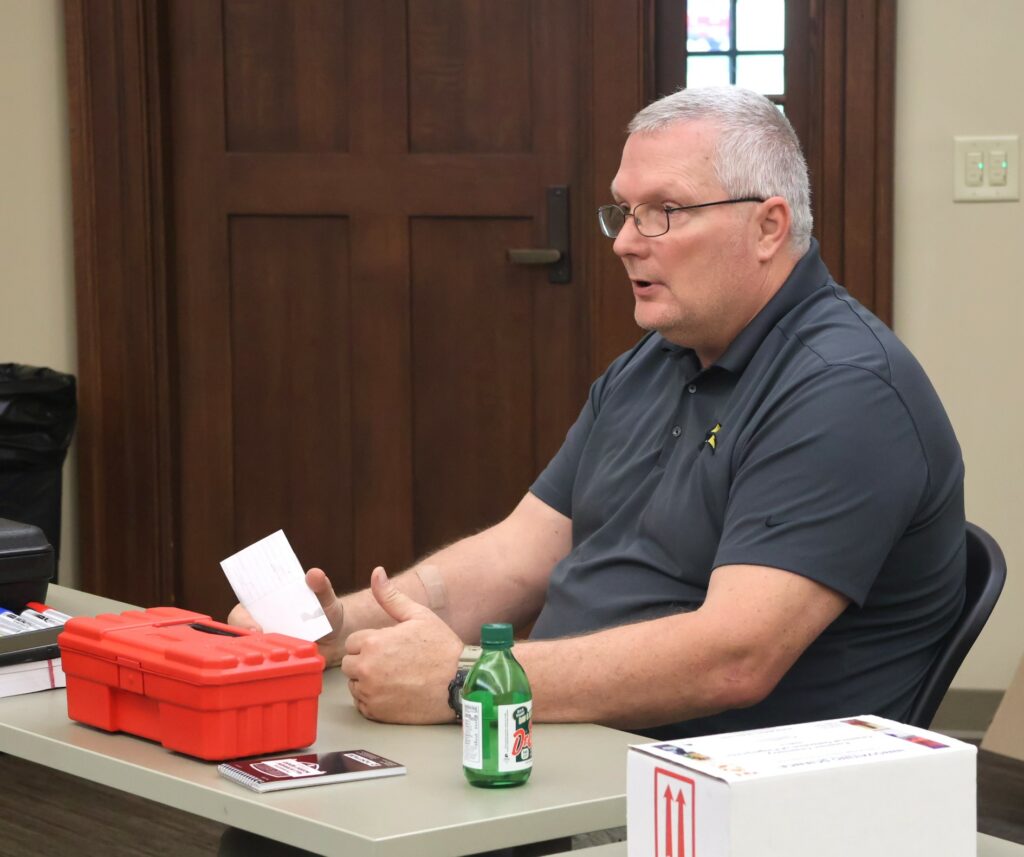 Jamey Anderson teaches the forensics class.