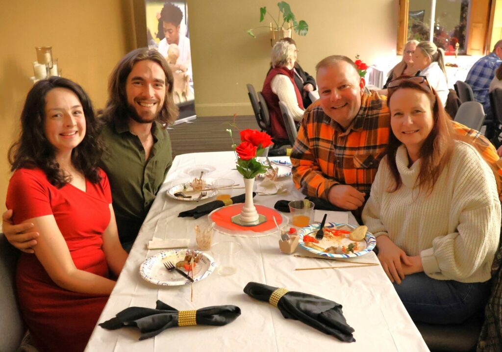 Guests prepare for dinner.
