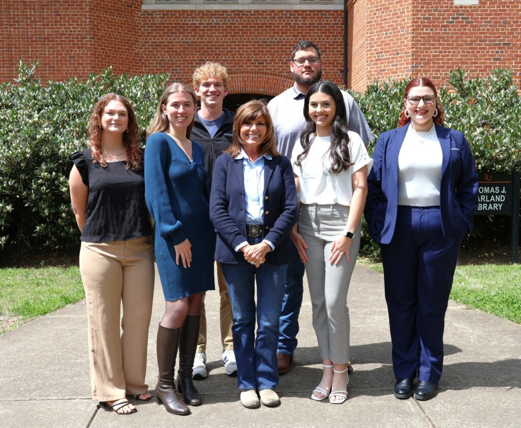 Congresswoman Diana Harshbarger, center, with Student Support Services participants