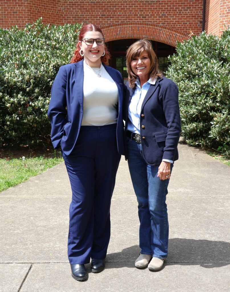 Congresswoman Diana Harshbarger, right, with Tusculum student Janelle Zirger