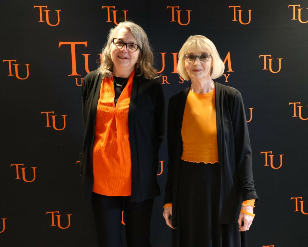 Two guests at the event