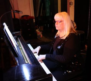 The band will perform a concert called “An Evening with Tony and Oscar” Tuesday, March 3.