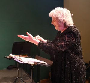 Kathy May will again conduct the chorus.