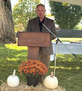 The Rev. E.J. Swatsell provides some words at the dedication.