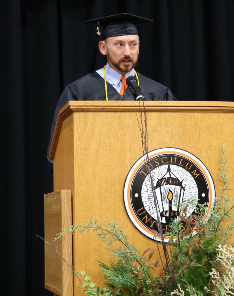 Ross Frizzell speaks at the 12-9-23 graduation.